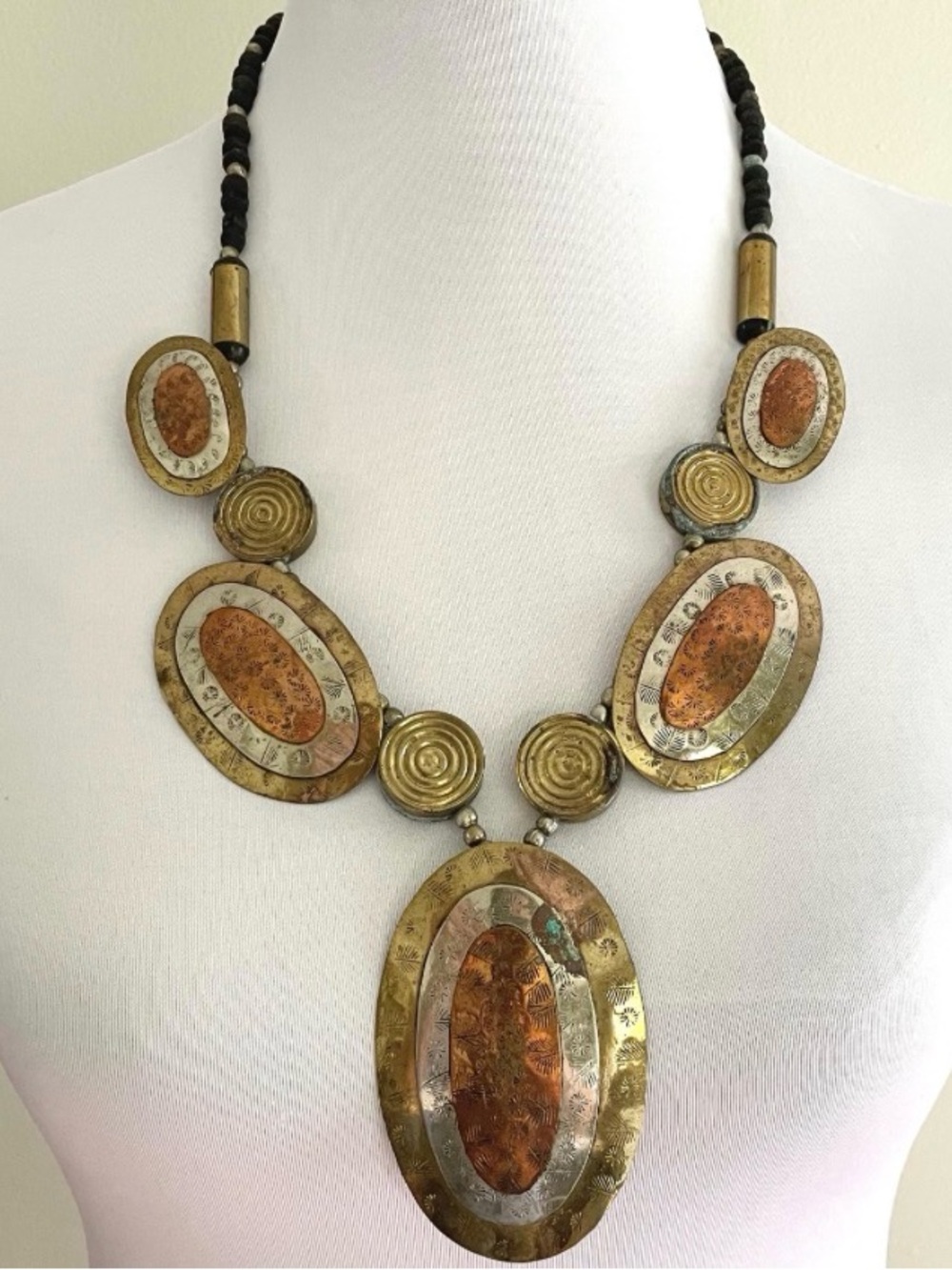 Vintage Boho Mixed Metal Statement Necklace – Hammered Brass,Copper Tribal
